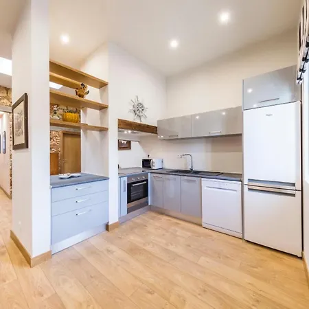 فيلة Charming In With Shared Pool