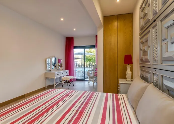 ヴィラ Charming In With Shared Pool *