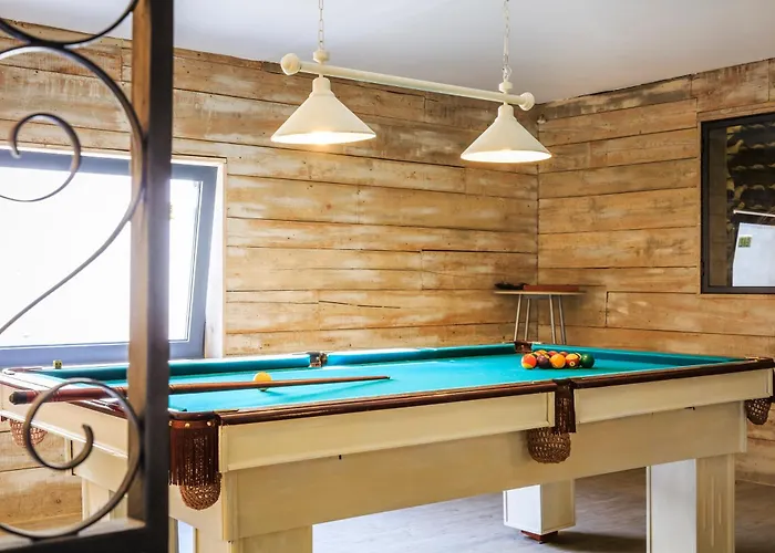 Charming In With Shared Pool ヴィラ *