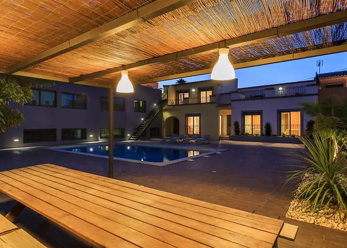 Charming In With Shared Pool